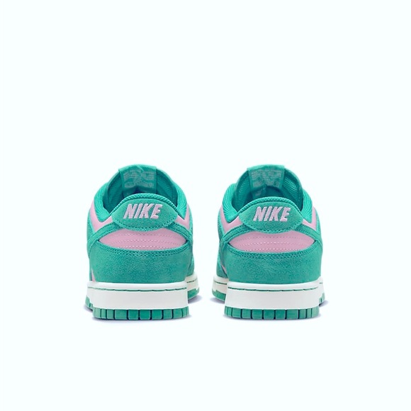 Nike Dunk Low Retro - Picture 5 of 7